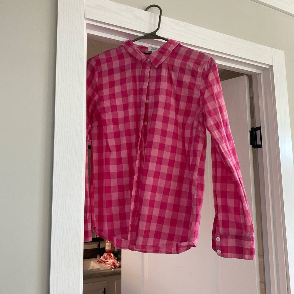 crown & ivy Pink Plaid Women's Button Down Shirt